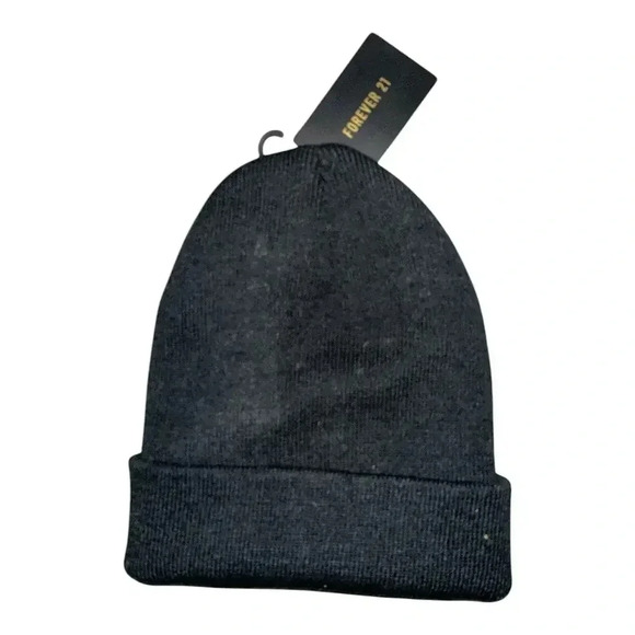 Guns N Roses Black Beanie Hat - Forever 21 - Picture 2 of 3